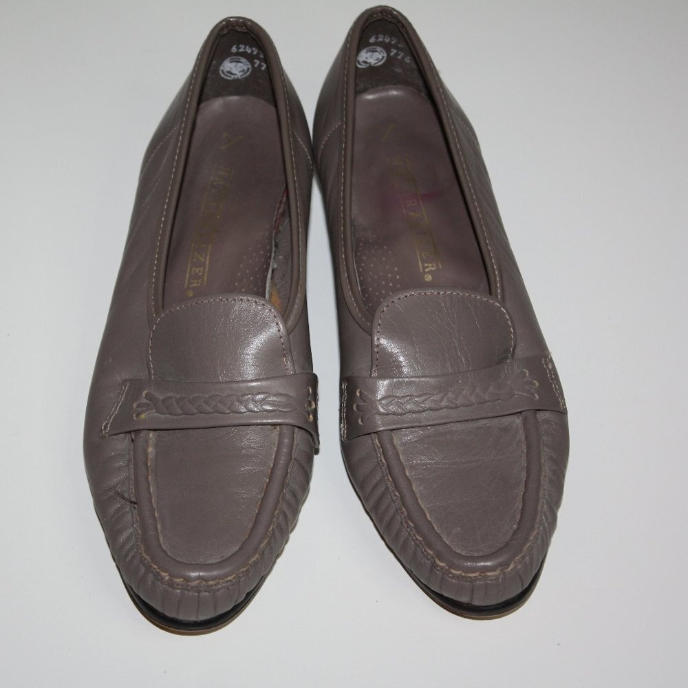 Naturalizer womans loafer